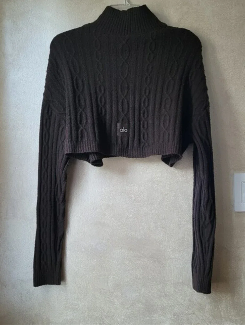 ALO YOGA CABLE KNIT CROPPED WINTER BLISS TURTLENECK SWEATER ESPRESSO BROWN